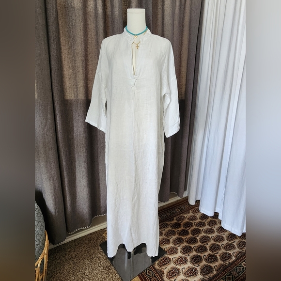 White 100% Linen Maxi Dress - Picture 6 of 16